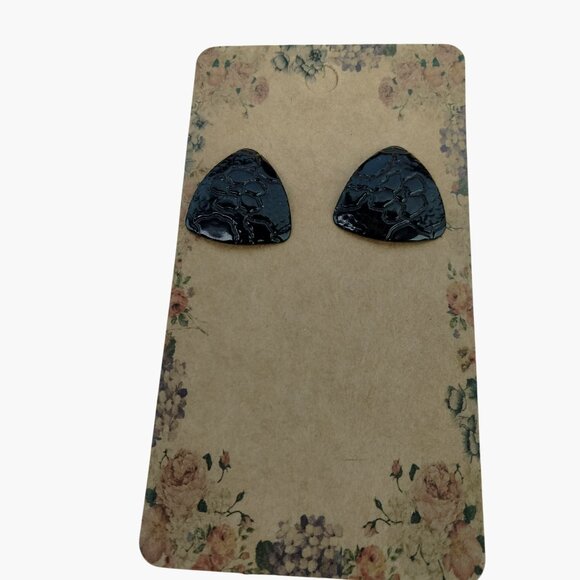 Black Flower Triangular Stud Earrings Hammered Textured Floral Goth Steampunk - Picture 2 of 3